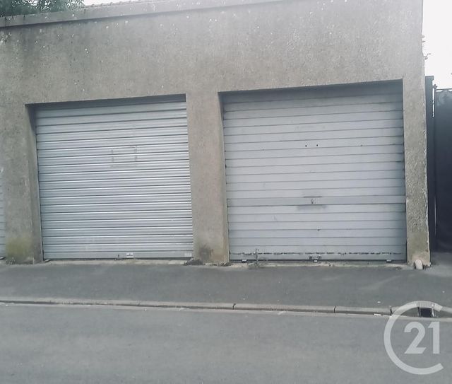 Parking à vendre - 16 m2 - St Quentin - 02 - PICARDIE