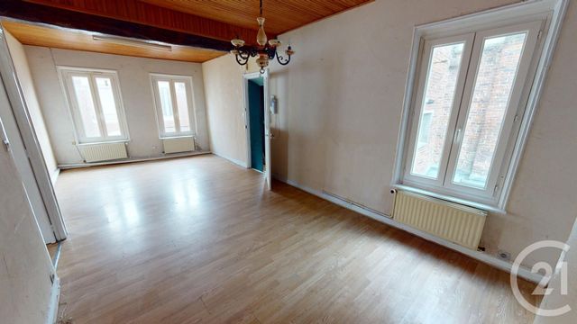 Appartement F5 à vendre - 5 pièces - 91,37 m2 - St Quentin - 02 - PICARDIE